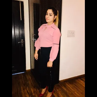 Call Girls in Vadodara